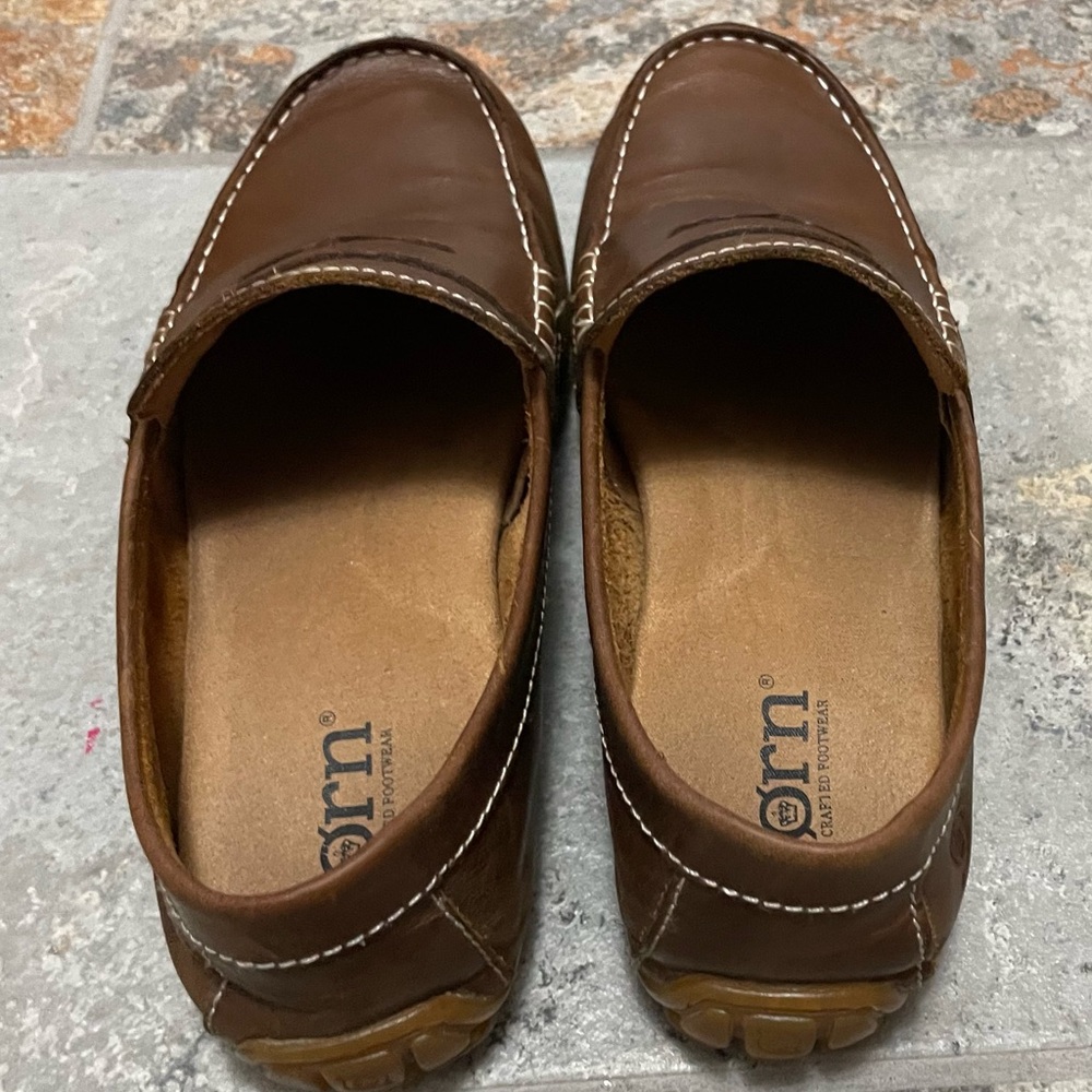 BORN Men's Brown Leather Loafers - Picture 4 of 6
